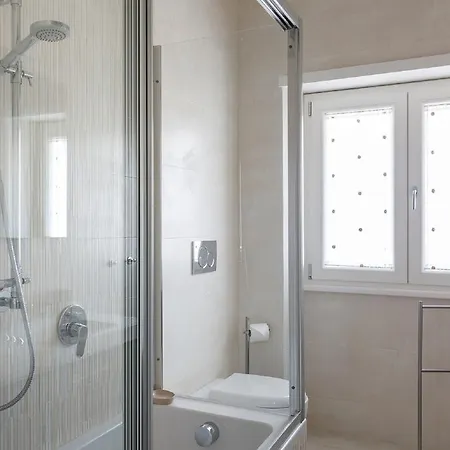 Apartment Sweet Jane Holiday Rental Rom